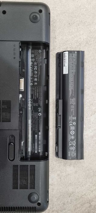 Ноутбук Compaq Presario CQ58 Intel i5-B 820, 4GB RAM, 320 GB, 15.6"