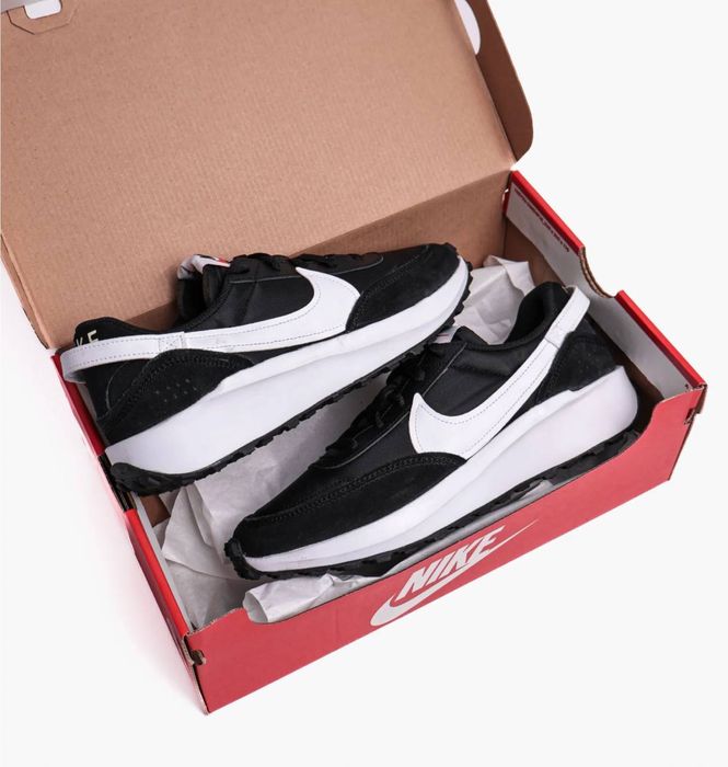 Чоловічі оригінальні кросівки Nike Waffle Debut