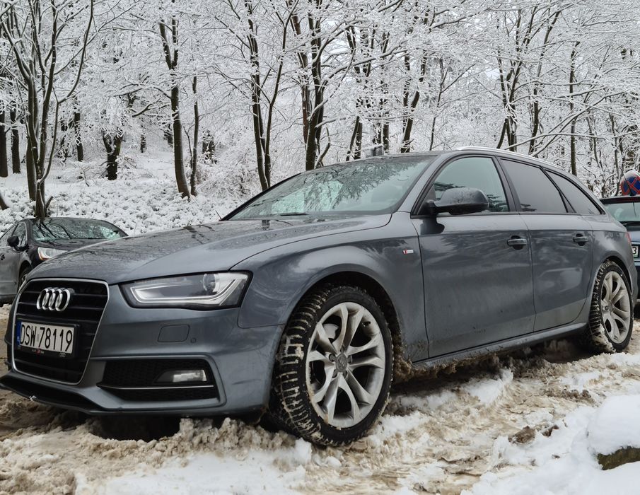 Audi A4 B8 2.0TDI Lift - Sline