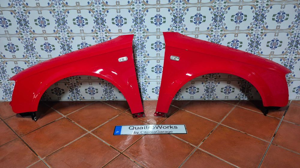 Guarda-lamas Audi A4 B7 8E originais esquerdo e direito em excelente estado
