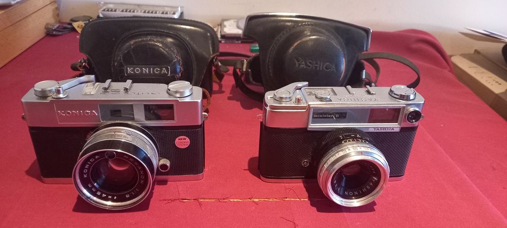 2 máquinas fotográficas