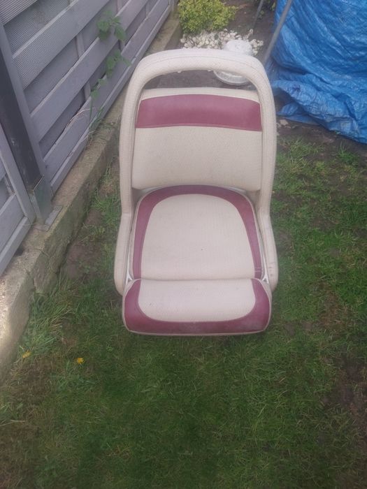 Sprzedam fotel sternika