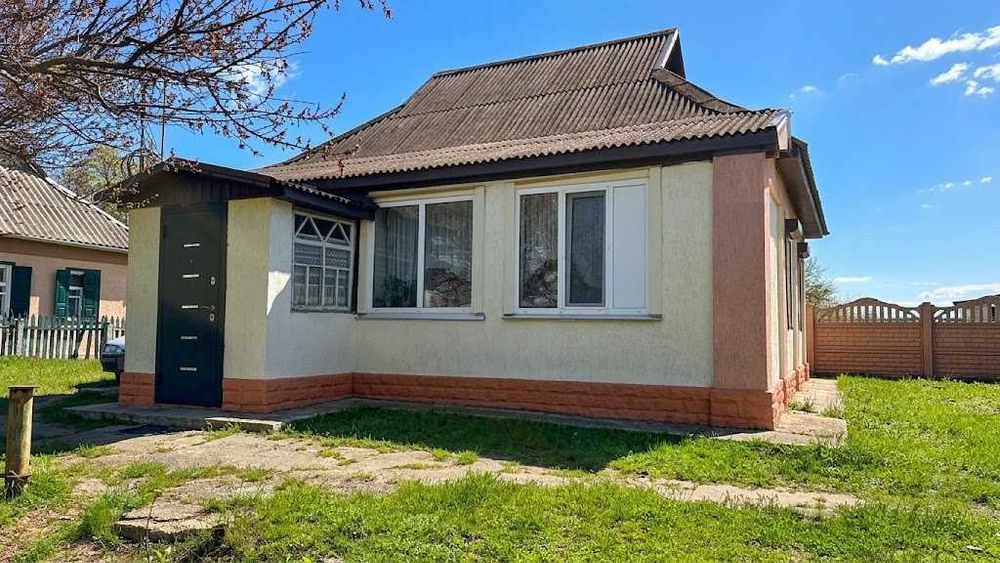 Продаж будинку 45 м2 12 сот Цегла, поруч річка Зупинка 2х пішки Вакуленці №18879