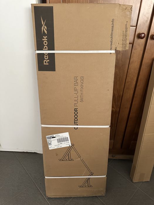 Pull up Bar Elevacoes reebock Nova em caixa