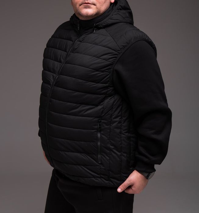 БАТАЛ жилетка чоловіча на весну чорна з капюшоном  64 - 72 розмір