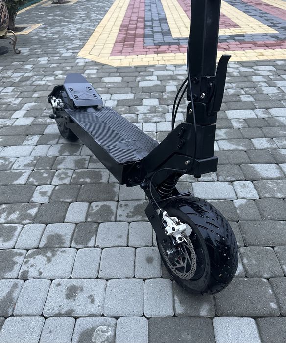 Електросамокат Kukirin G4