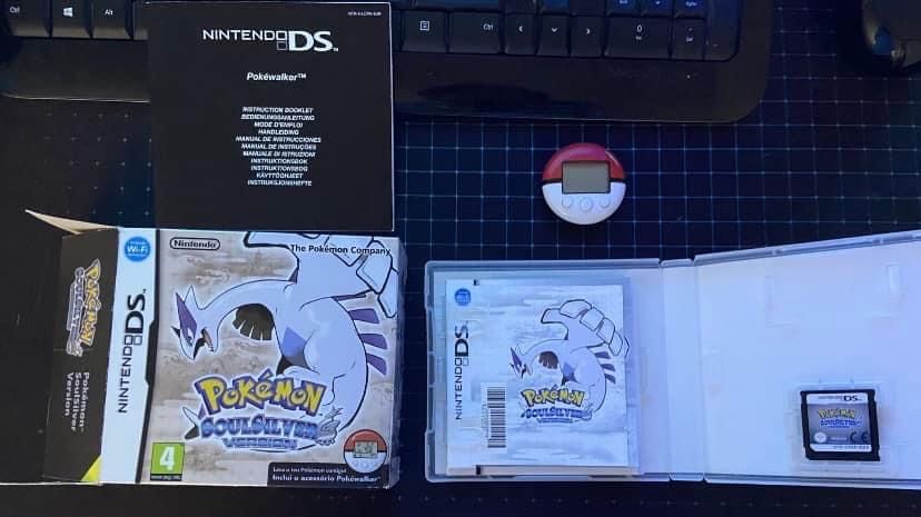 Pokemon Soulsilver + Pokewalker