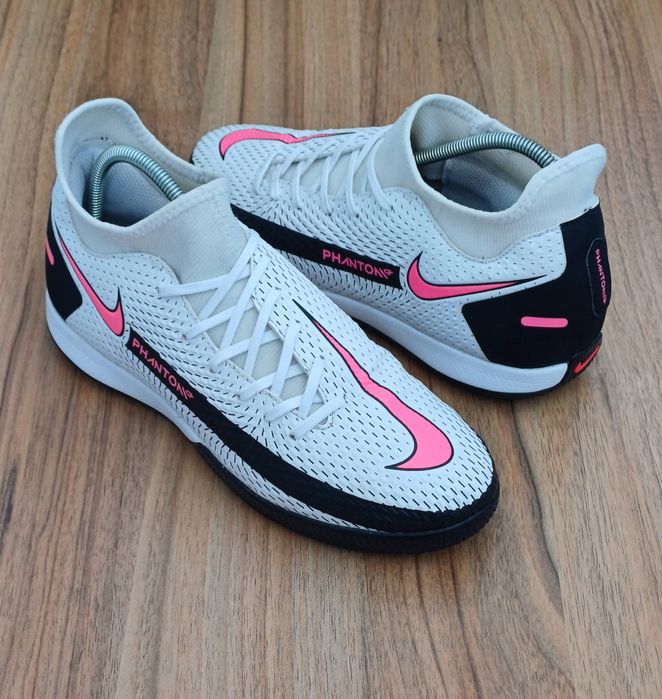 Nike Phantom футбольні футзалки кросівки для залу бампи копи 39-40р