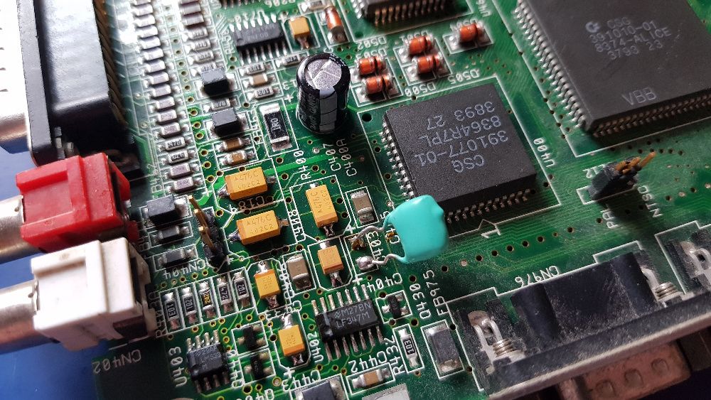 Serwis i wymiana kondensatorów ReCap Amiga 1200, 600, 500, CDTV CD32