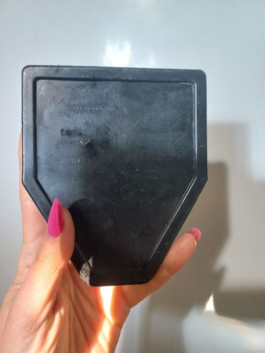 Дирокол для бумаг