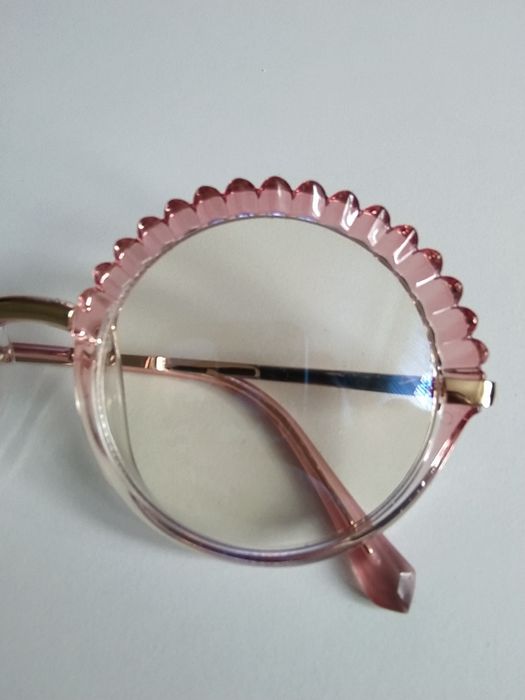 Nowe okulary, oprawki korekcyjne