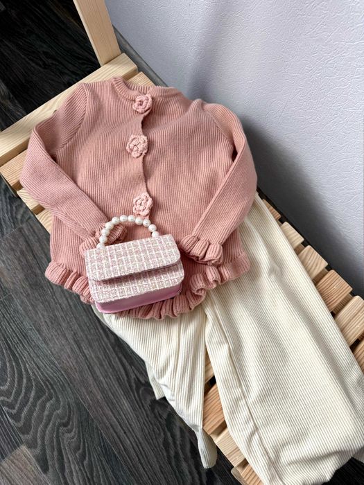 Костюм для маленьких модниць