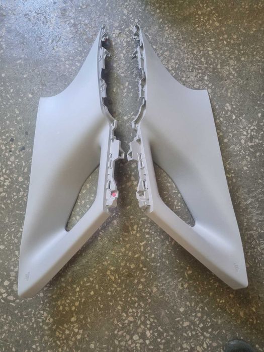 Елементи салону LEXUS RX350 (Модель: GGL25L) у світлому кольорі