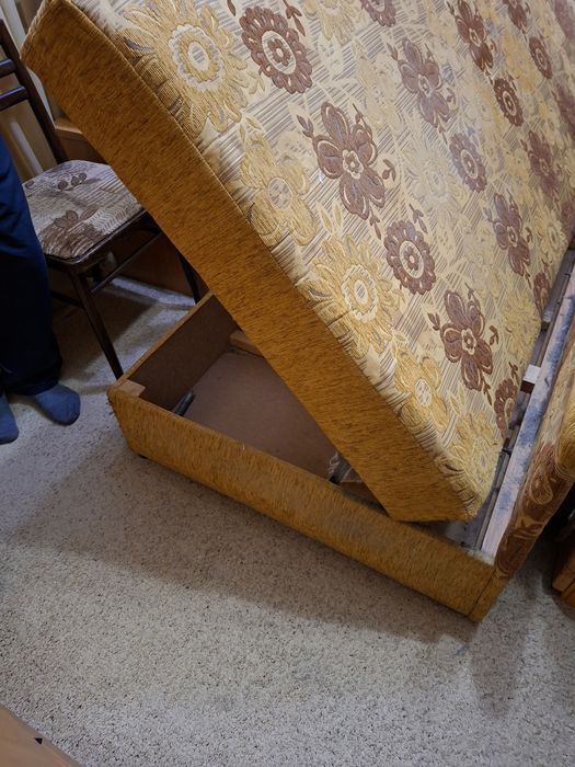 Продам диван-тахта