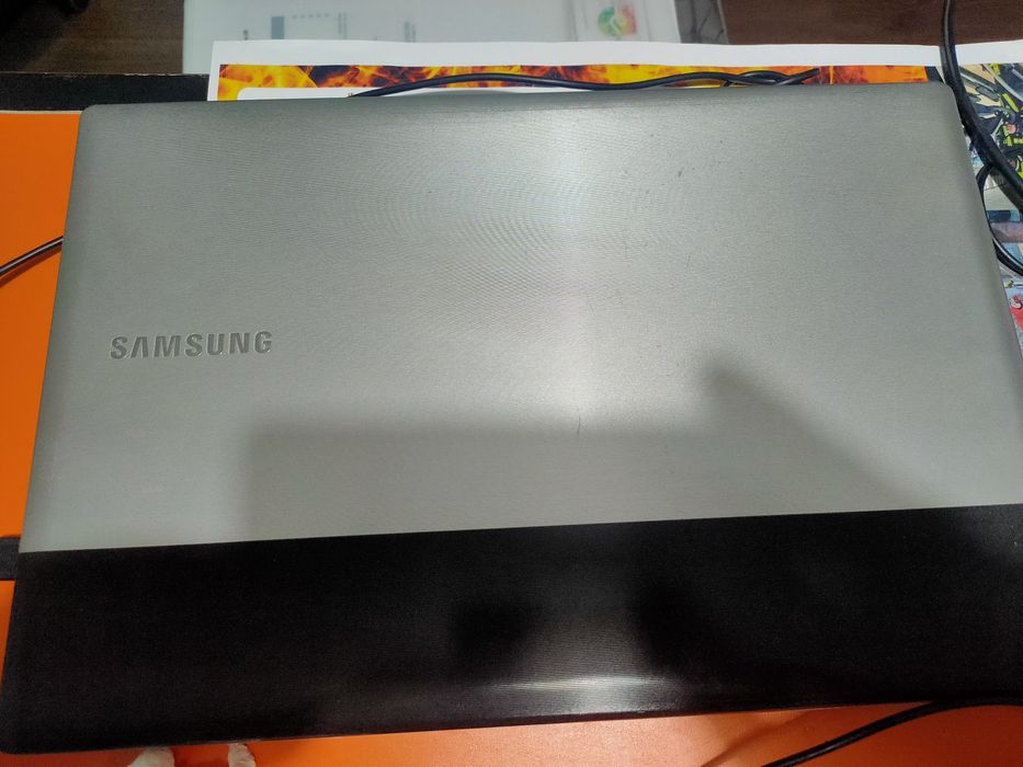 Samsung Notebook RV510 Laptop64563923546498121