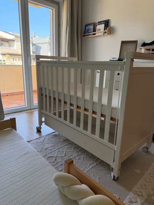 BERÇO DE GRADES 120x60 com TUDO INCLUÍDO