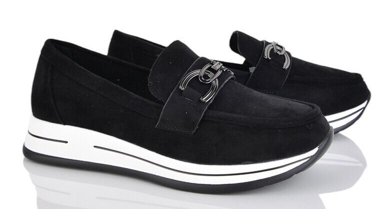 Жіноче взуття , класика