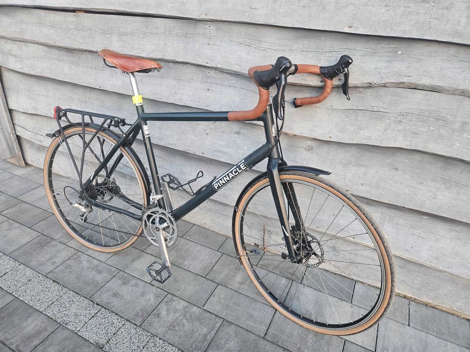 Rower gravel szosa endurance wygodna pinnacle neon XL BROOKS