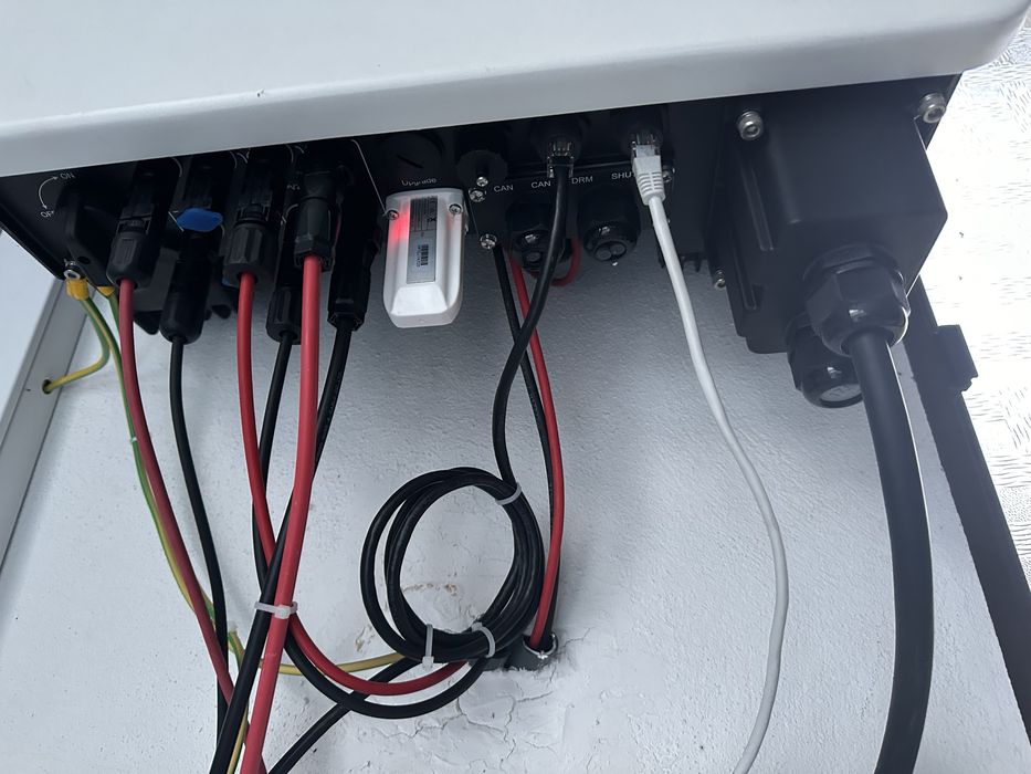 Vendo inversor SOLAX, X3-Híbrido 8Kw - G4 - Trifasico