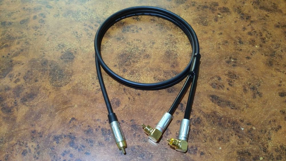 Hi-Fi сабвуферный Y-образный кабель RCA/2RCA MOGAMI Neglex W2534 экран