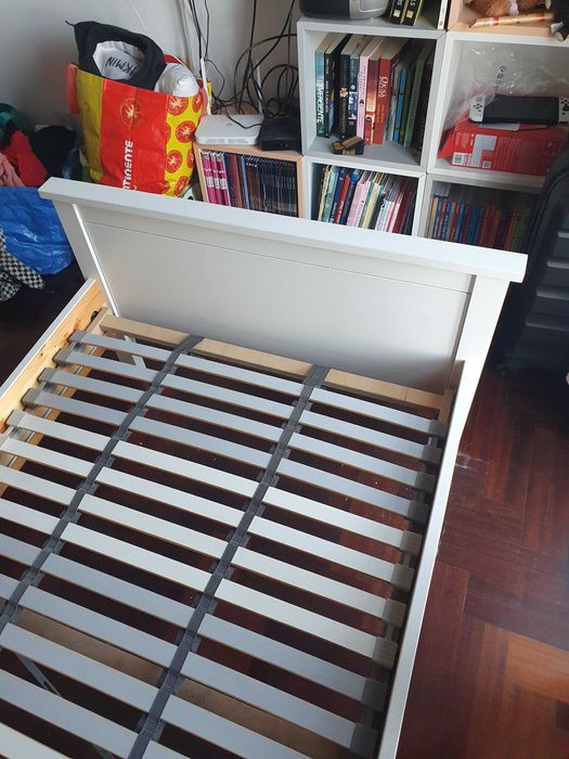 Cama individual com colchão  IKEA