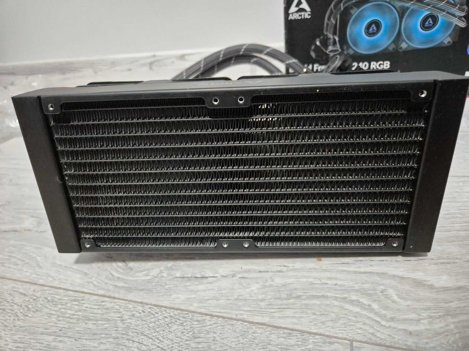 Водяне охолодження 240mm Arctic Liquid Freezer II 240 RGB. Trade-in