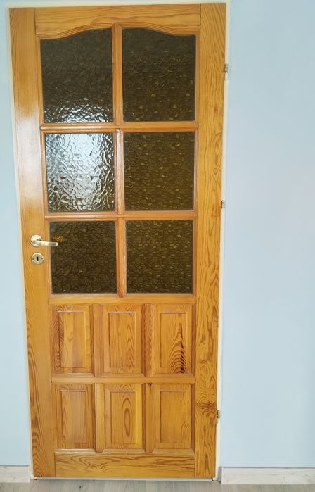 Sprzedam drzwi sosnowe