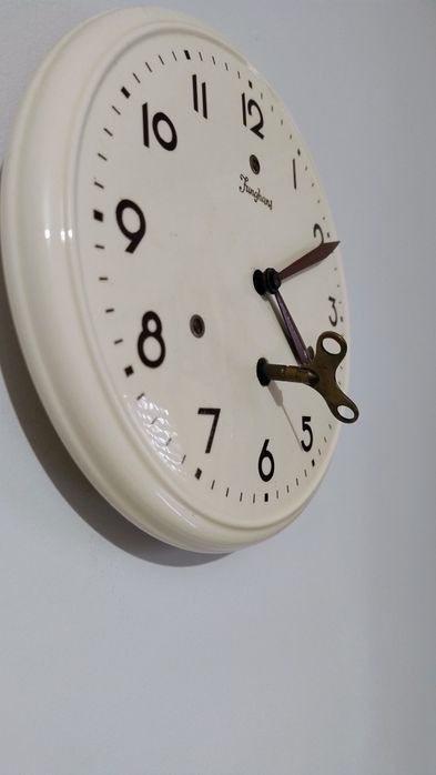 Junghans de porcelana