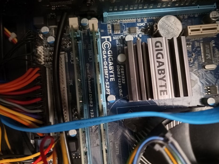 Komputer stacjonarny PC Inter core 2 quad, NVIDIA GTX650