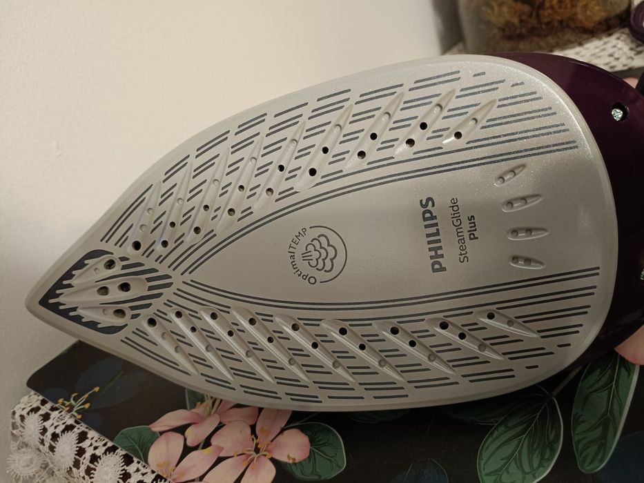 Stacja parowa Philips PSG6064/80 2400 W