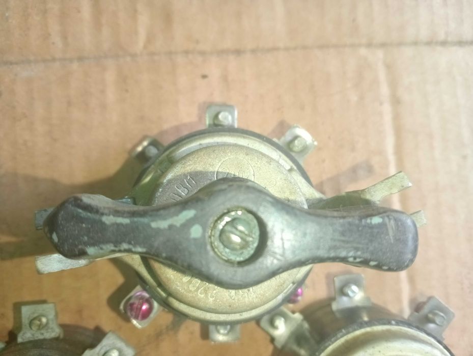 Продам Пакетний перемикач