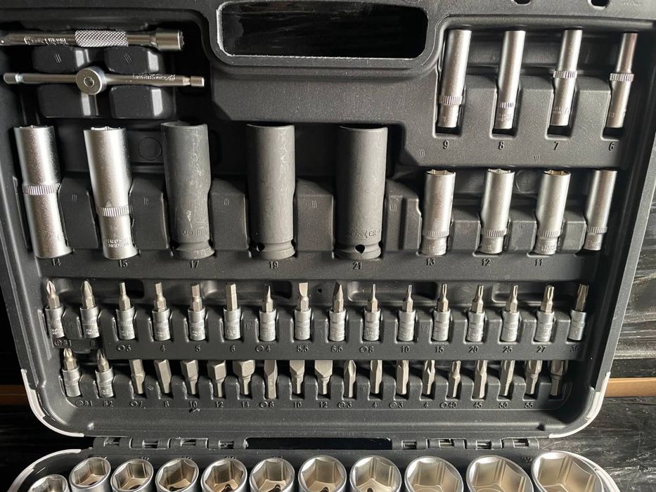 Набір інструментів професiйний 110од 1/4"&1/2"  Werk