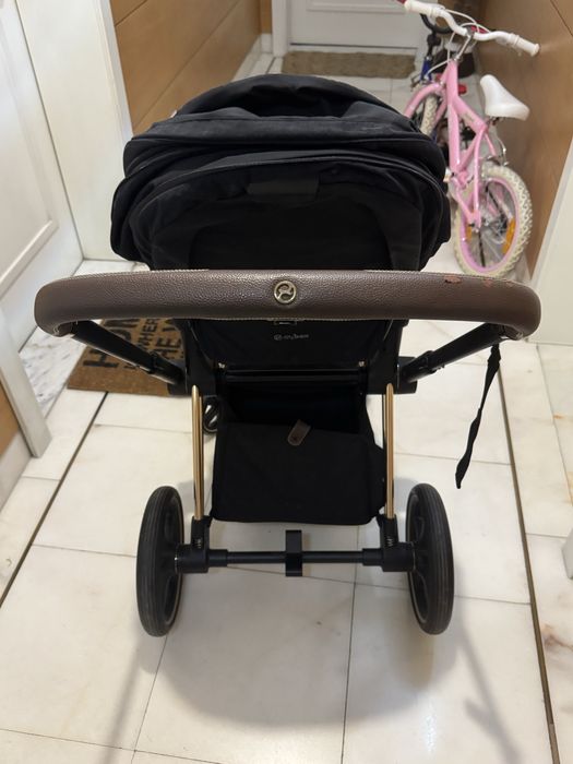 Cybex Priam Preto/Rose Gold – Carrinho Premium