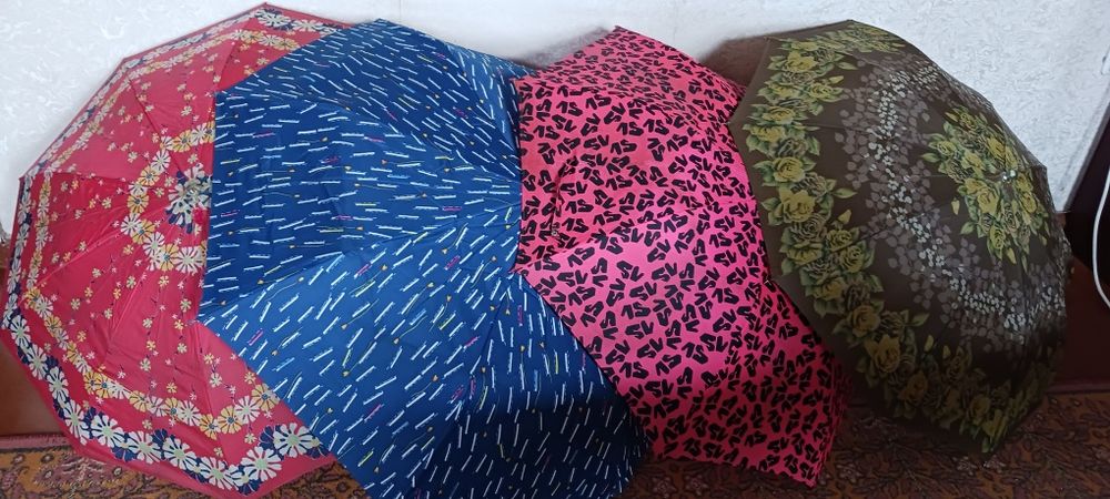 Годинник настін.ЕлектрогрілкаПарасольки