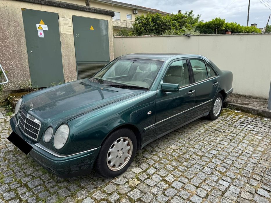 Mercedes Benz E250