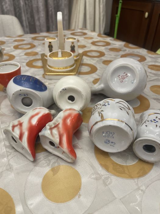 Спецовники ,соусницы,горчичница Курочка ,Петушок