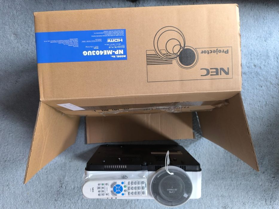 Projektor NEC NP-ME403UG nowy