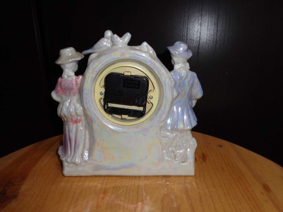 Relógio de Porcelana
