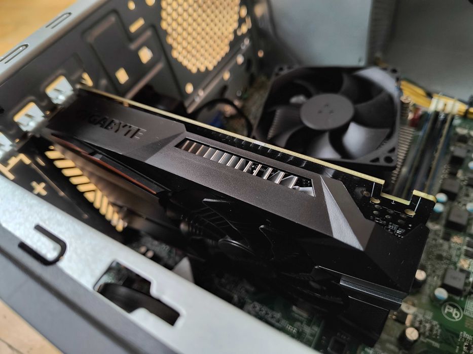 PC do GIER i5-4460 8GB GTX1050 SSD 128GB HDD 500GB