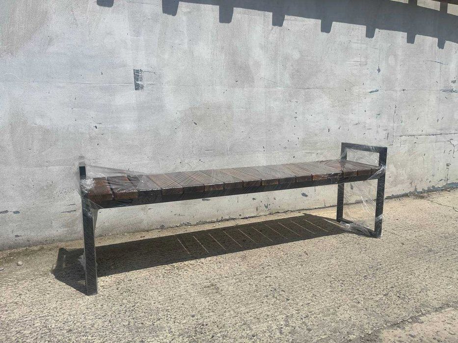 Лавочка у стилі Лофт