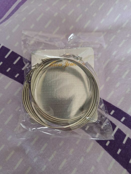 Kolczyki nowe nie noszone