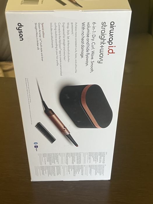 Dyson Airwrap i.d.multi-styler and dryer Straight + Wavy in Amber silk