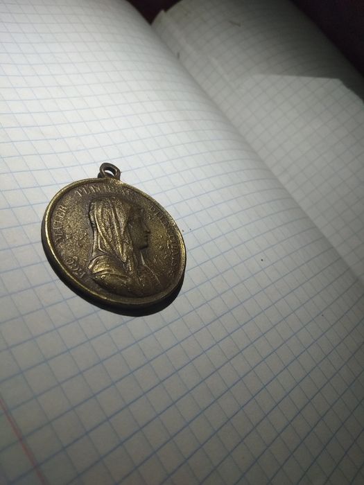 Медольйон Італія.