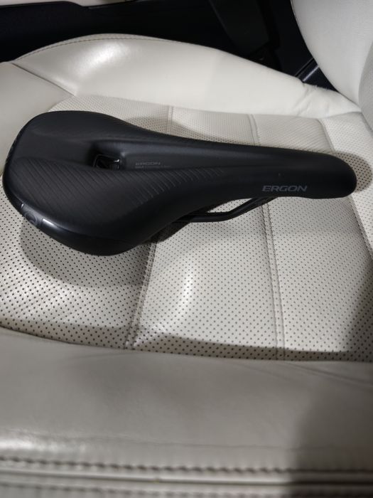 Siodełko rowerowe  ERGON SM COMP MAN M/L STEALTH