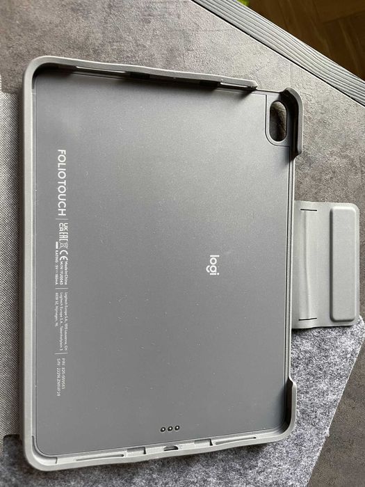 Клавіатура Logitech Folio Touch for iPad Air 10.9'' 4th/5th Gen Grey