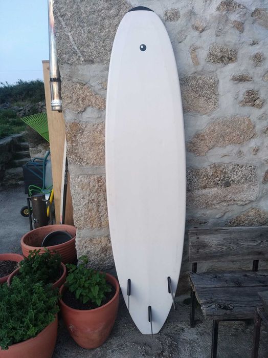 Prancha surf, surfboard bic