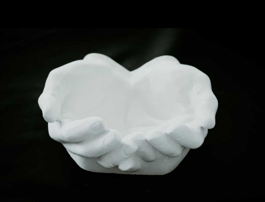 Ceramiczna figurka, dekoracja, ekspozytor "dłonie Midasa"