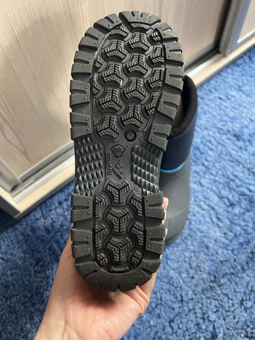 Зимние ботинки Decathlon 35р 22,5см