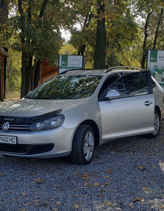 Volkswagen Golf 6 (1.6 дизель )