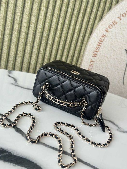 Torebka Chanel Vanity z lusterkiem